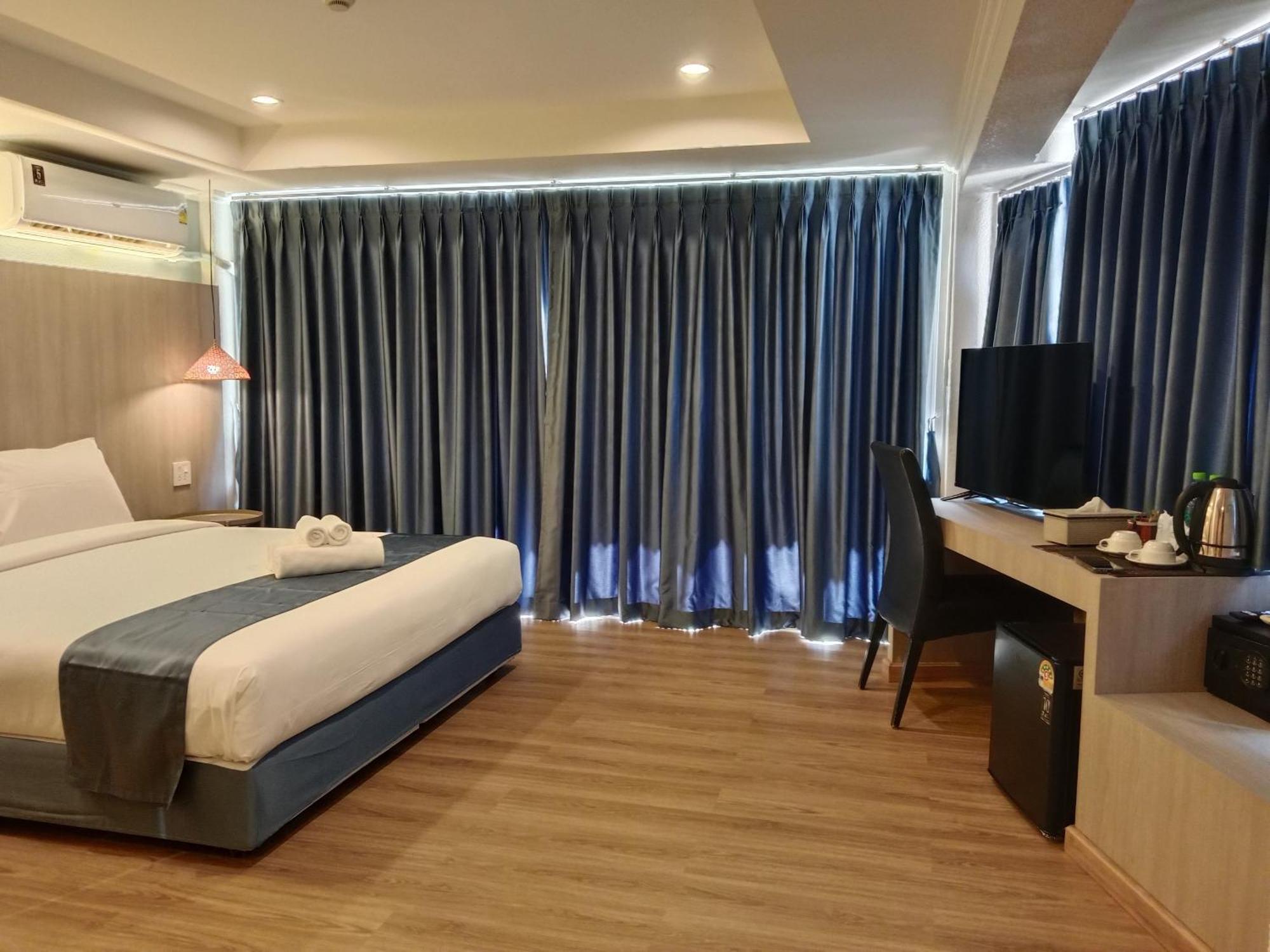 Eastique Hotel Koh Chang Trat Luaran gambar